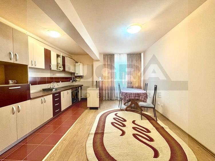 Apartament cu 2 camere semidecomandat, mobilat în Mănăștur