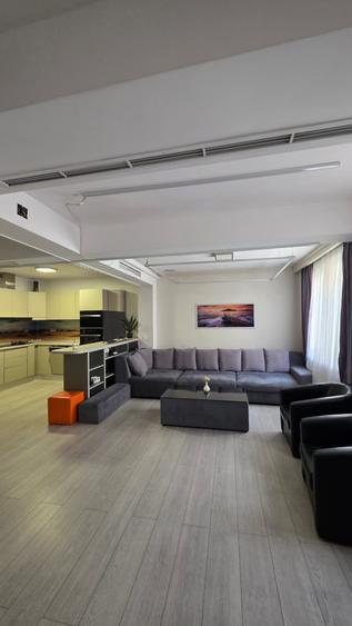 Duplex cu 2 camere cu Canalizare în Vitan Mall