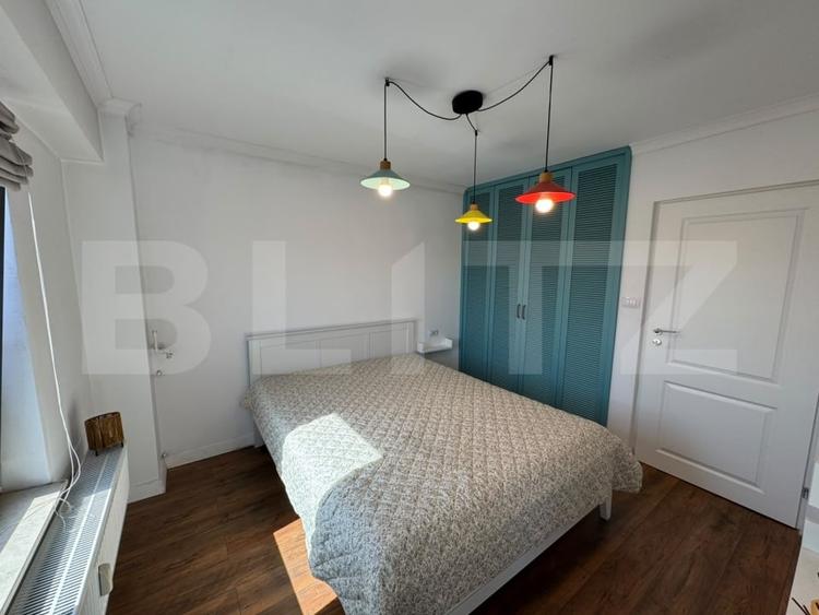 Apartament cu 4 camere decomandat, mobilat în Ultracentral
