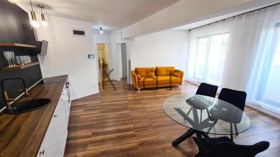 Apartament cu 2 camere semidecomandat, mobilat în Europa