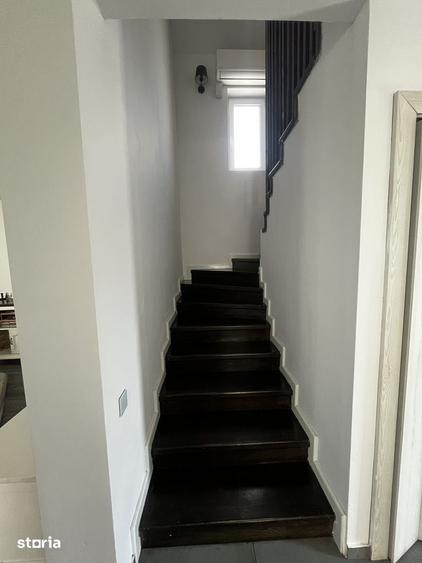 Casă cu 4 camere cu Teren 486 Mp în Iris