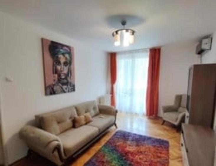 Apartament cu 3 camere decomandat, mobilat în Dristor