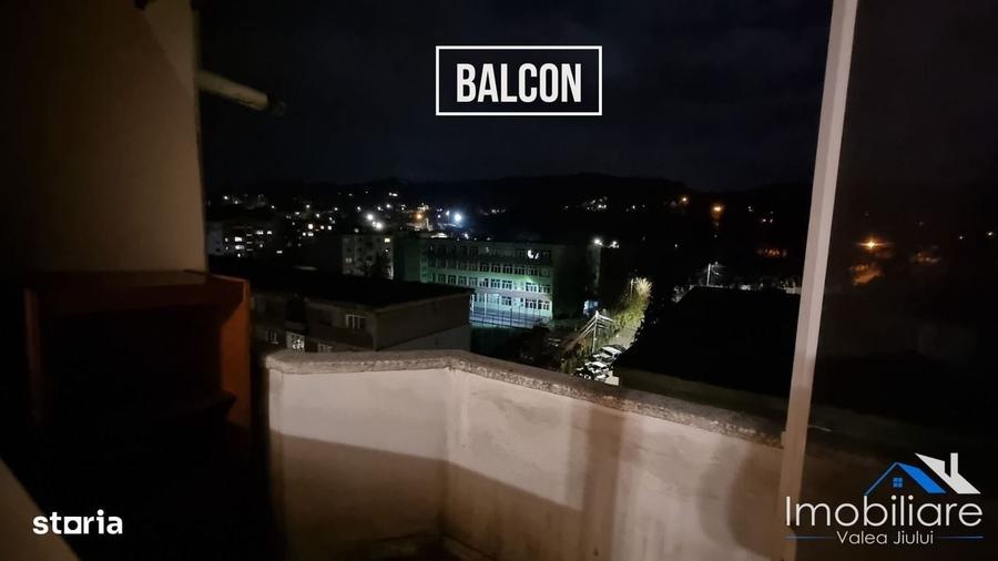 Apartament cu 2 camere decomandat în Petros