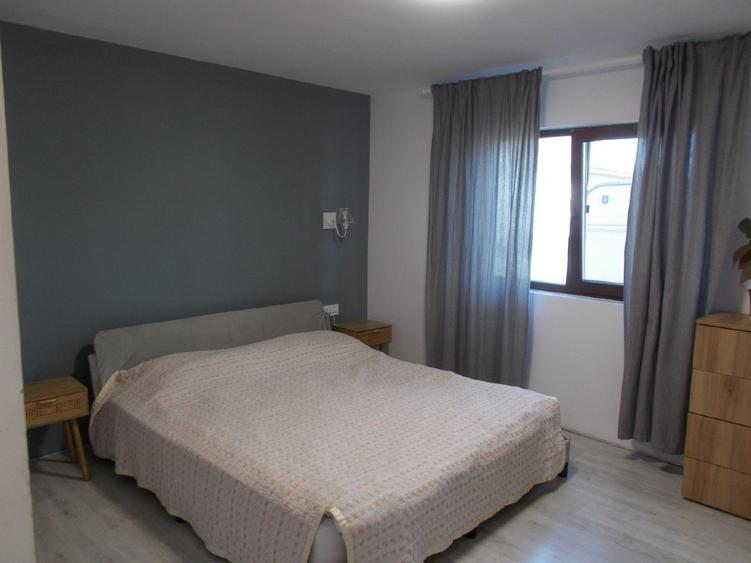 Casă individuală cu 4 camere cu Teren 880 Mp în Dudeștii Noi
