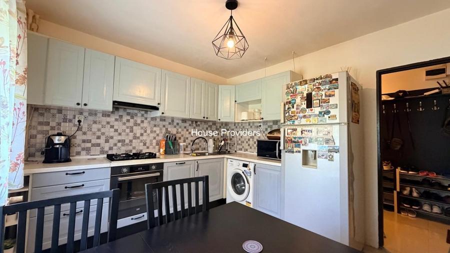 Apartament cu 3 camere, mobilat în Vitanul Nou