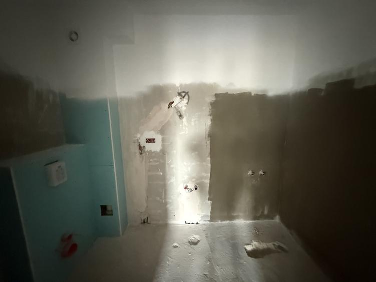 Apartament cu 2 camere decomandat în Theodor Pallady