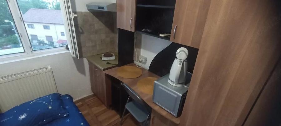 Garsonieră decomandată în Complex Studențesc