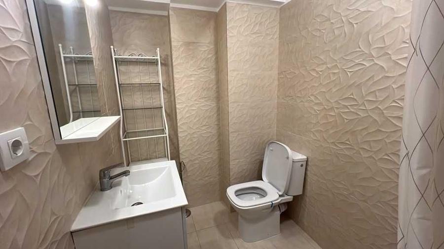 Apartament cu 2 camere semidecomandat în Dristor