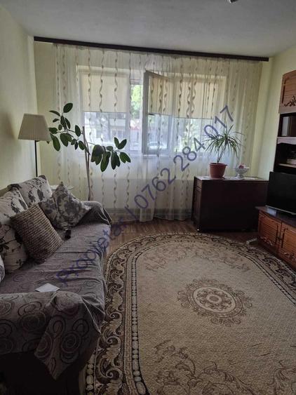 Vand apartament 2 camere | Zona Micro5 - Scoala nr 16 - 2