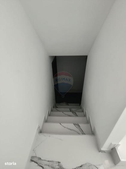 Apartament cu 4 camere în Ștefan cel Mare