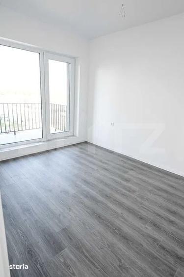 Apartament cu 3 camere decomandat în Florilor