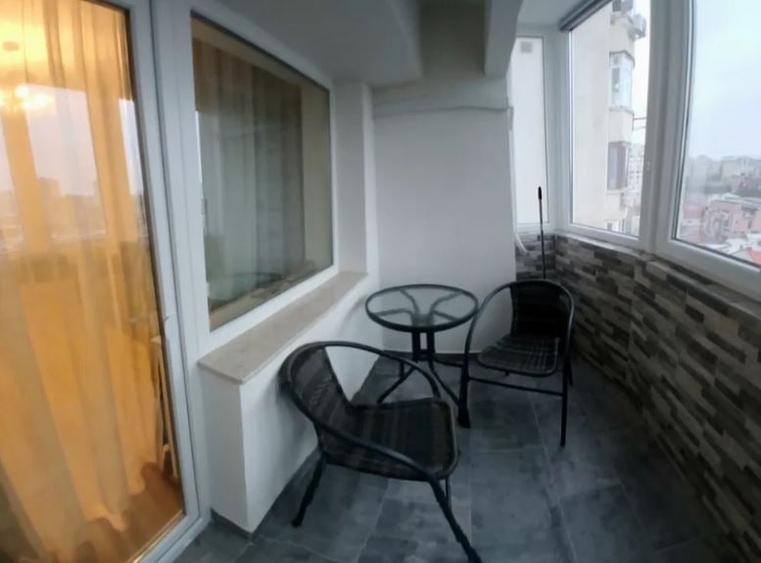 Apartament cu 2 camere decomandat, mobilat în P-ța Alba Iulia