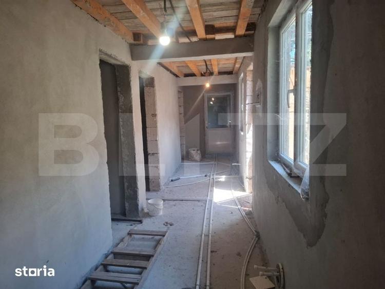 Casă cu 5 camere cu Teren 2100 Mp în Produlești
