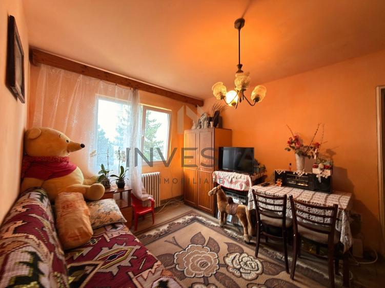 Apartament cu 3 camere semidecomandat, mobilat în Mănăștur