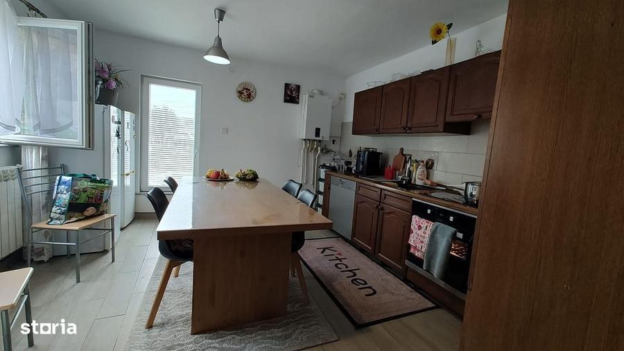 Casă cu 2 camere cu Teren 667 Mp în Central