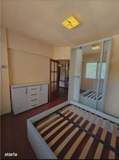 Apartament cu 2 camere decomandat în Radu Negru