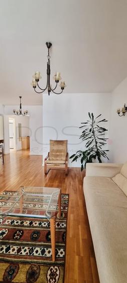 Apartament cu 3 camere decomandat, mobilat în Aviatorilor