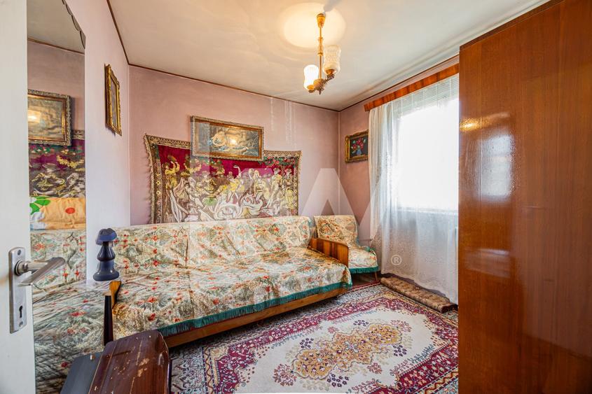 Vânzare apartament cu 2 camere, semidecomandat, strada Avram Iancu - 10