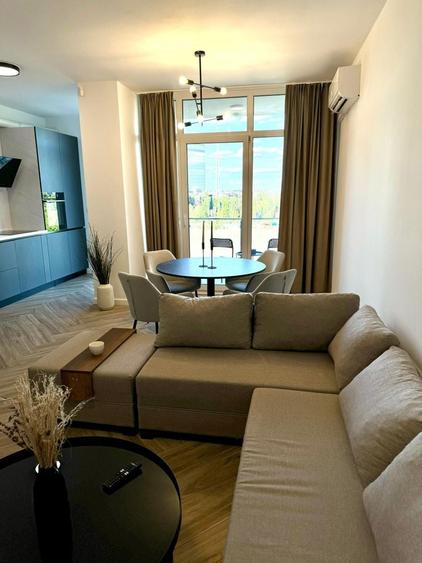 Apartament cu 2 camere semidecomandat, mobilat în Circumvalațiunii