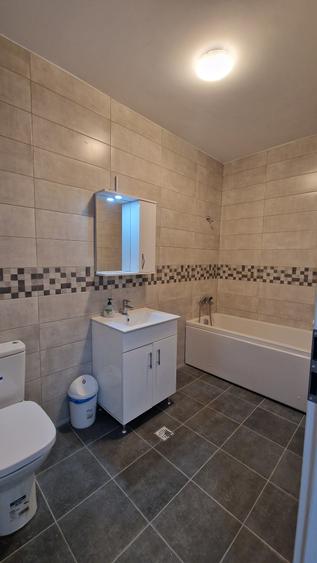 Apartament cu 2 camere decomandat în Mihai Bravu