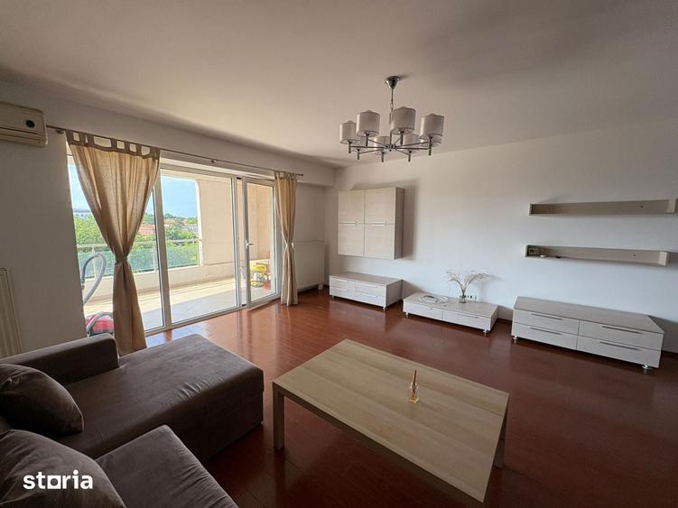 Apartament cu 2 camere decomandat în Pajura