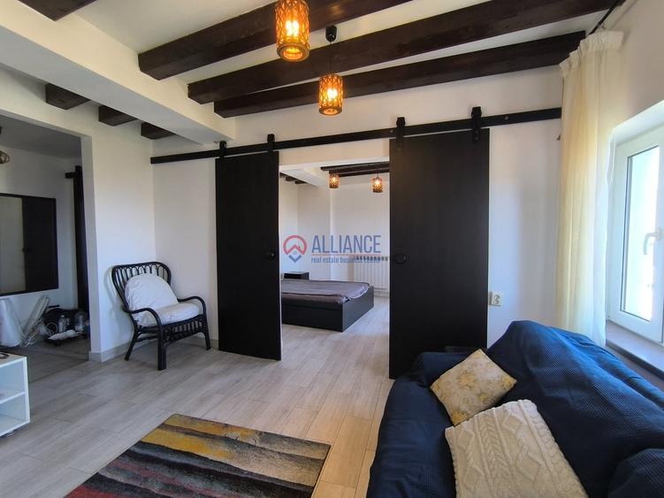 Apartament cu 3 camere semidecomandat în Peninsula