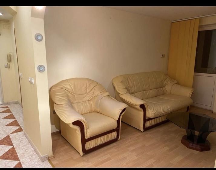 Apartament de vanzare 2 camere zona Decebal - 5