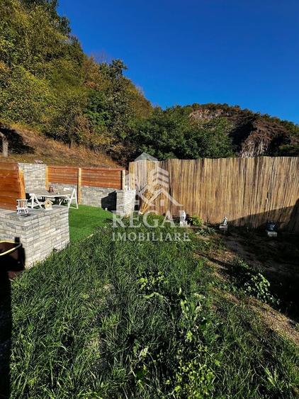Casă individuală cu 2 camere cu Piscina în Exterior Vest