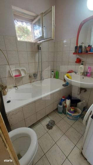 Casă cu 3 camere cu Teren 2800 Mp în Moacșa