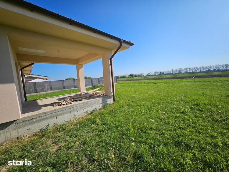 Casă cu 3 camere cu Teren 650 Mp în Burdea