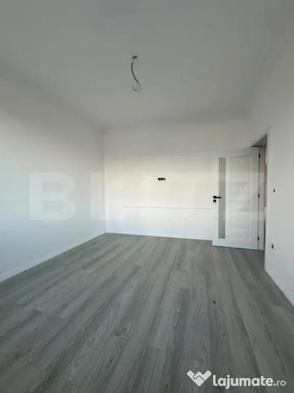 Casă cu 4 camere cu Teren 500 Mp în Central