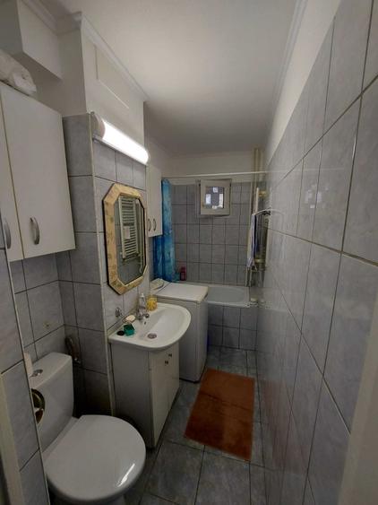 Apartament cu 2 camere semidecomandat în Circumvalațiunii