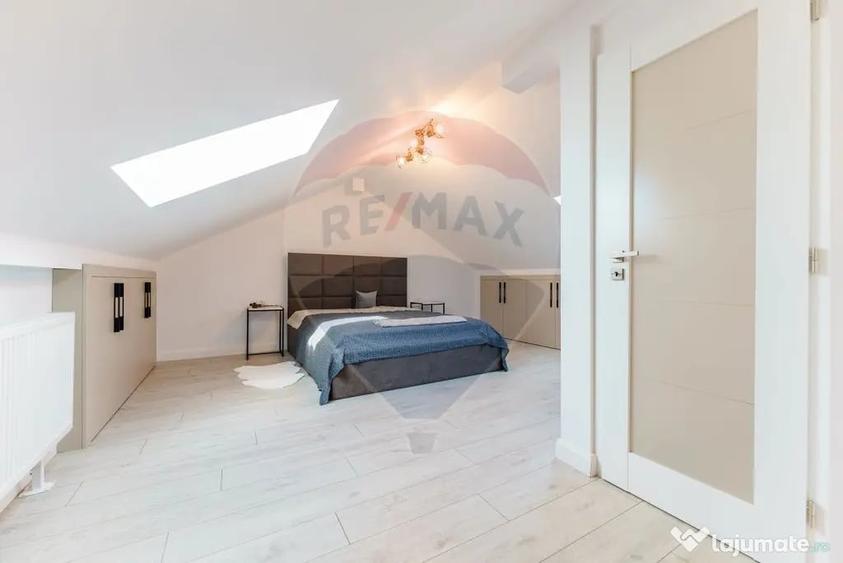 Casă cu 5 camere cu Teren 50 Mp în Subcetate