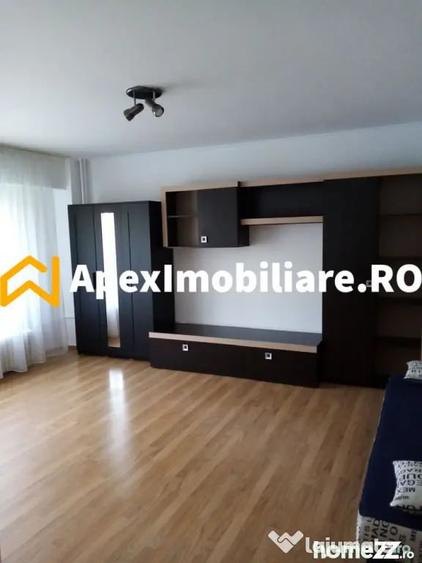 Apartament cu 2 camere decomandat, mobilat în P-ța Muncii