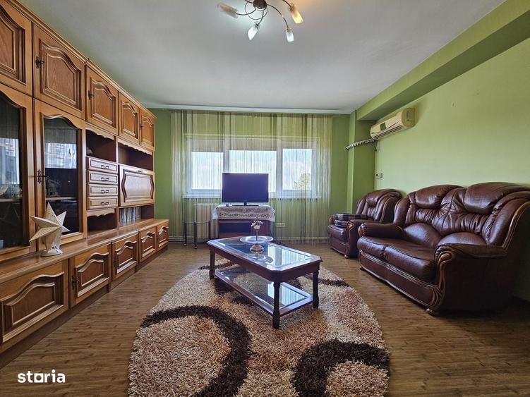 Apartament cu 3 camere în Faleza Nord