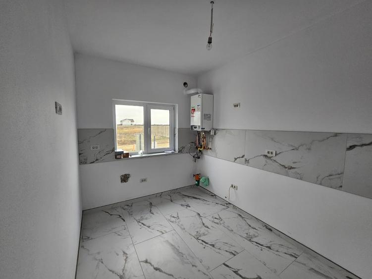 Duplex cu 3 camere cu Teren 255 Mp în Moșnița Veche
