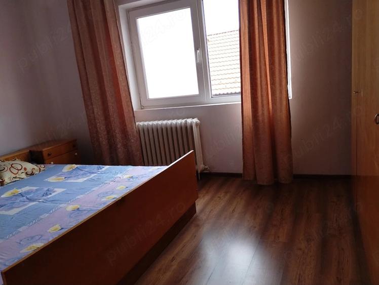 Apartament cu 2 camere decomandat în Cetății