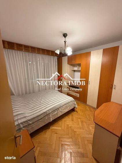 Apartament cu 3 camere decomandat în Salca