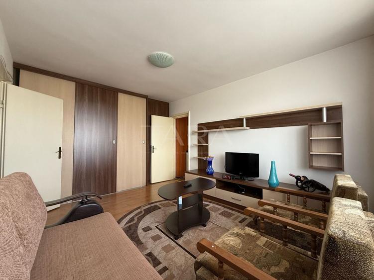 EXCLUSIVITATE. Zona Transylvania College, Iulius Mall. - 5