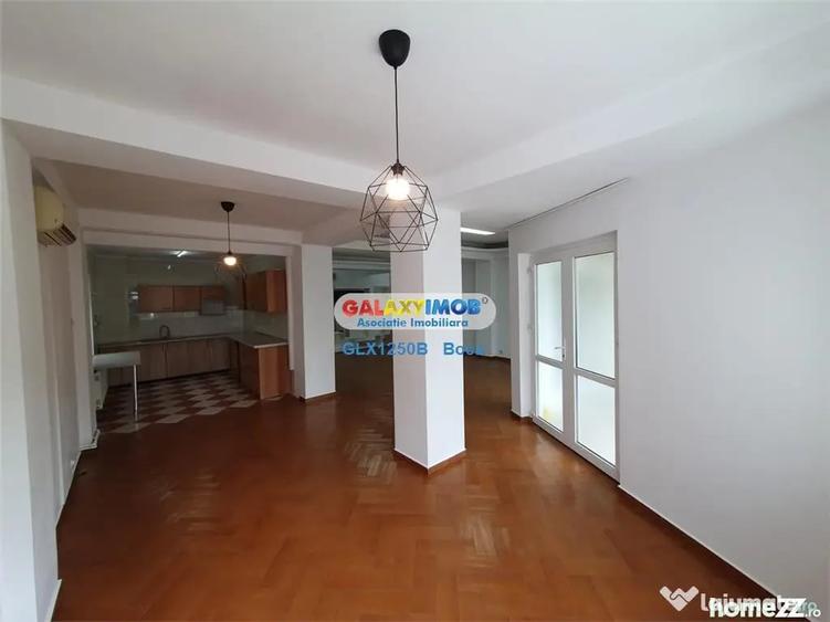 Apartament cu 4 camere decomandat în Timpuri Noi
