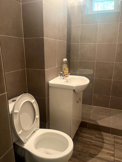 Apartament cu 2 camere semidecomandat în Cedonia