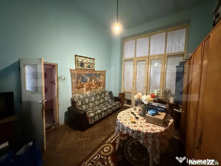Apartament cu 2 camere semidecomandat în Ultracentral