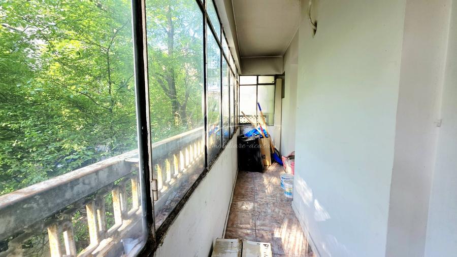Garsonieră decomandată, mobilată în Unirii