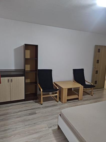 Inchiriere apartament 2 camere et.1 str.Mosilor - 7