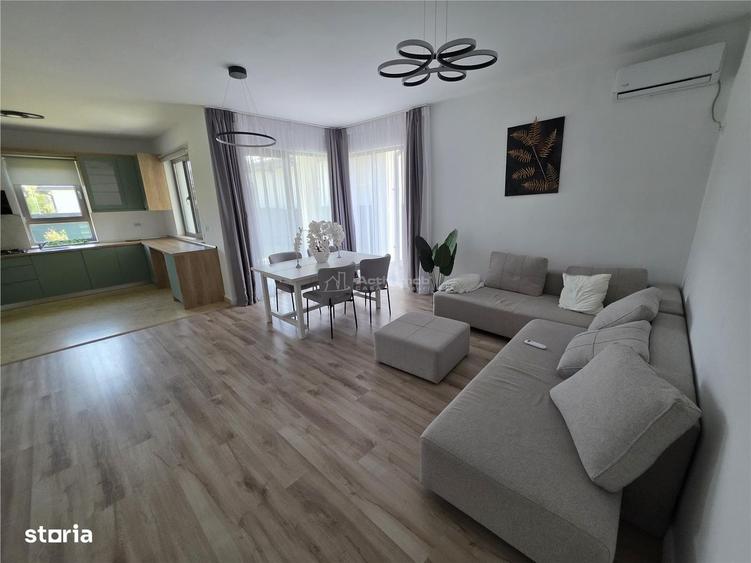 Casă cu 4 camere în Tamași