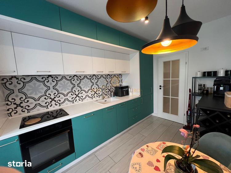 Apartament cu 3 camere decomandat în Central