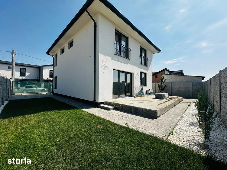 Casă cu 4 camere cu Teren 270 Mp în Berceni