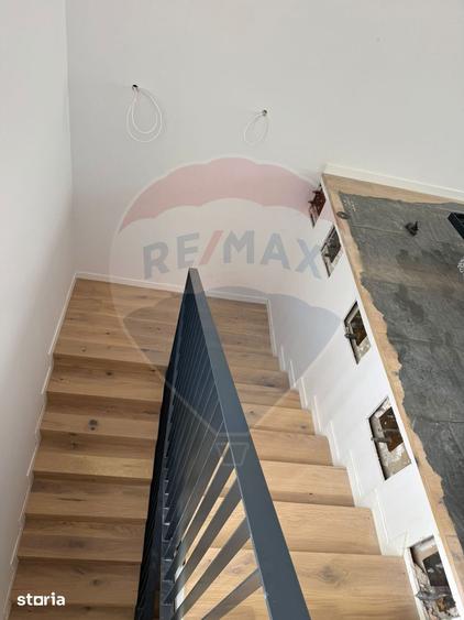 Casa / Vila cu 4 camere de vanzare - 15