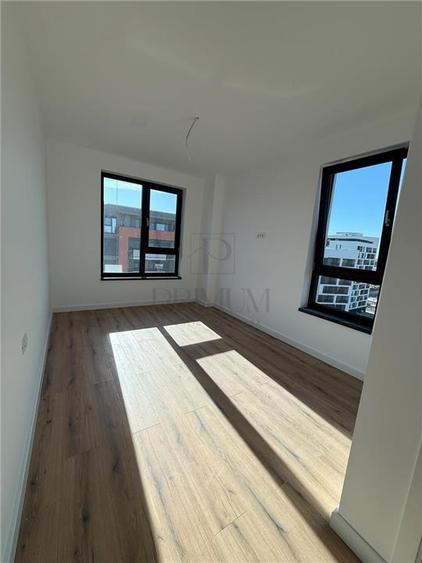 Apartament cu 3 camere decomandat în Torontalului