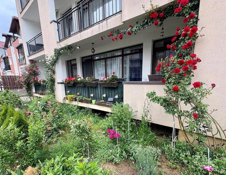Apartament cu 3 camere semidecomandat în Șelimbăr